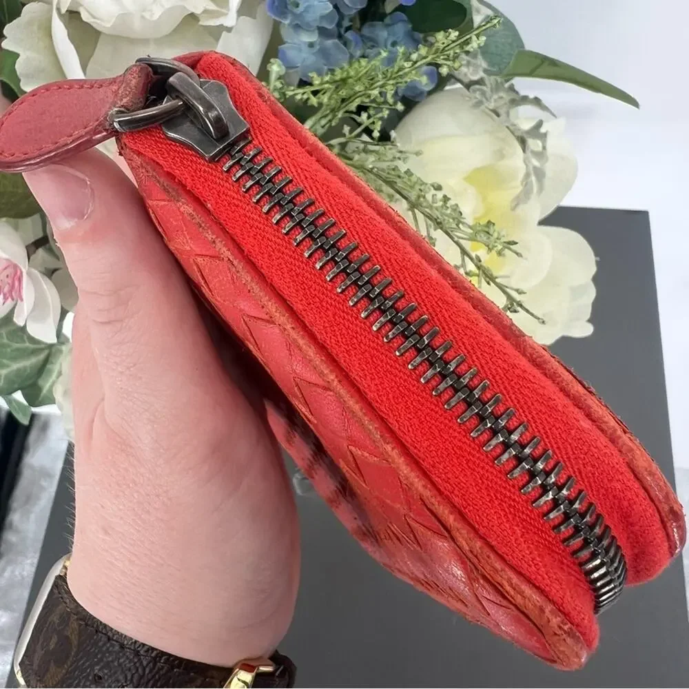 Bottega Veneta Orange Woven Leather Zip Around Wallet - Picture 7 of 10